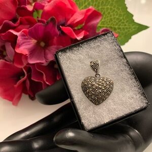 Source Unknown Silver and Black Heart Pendant